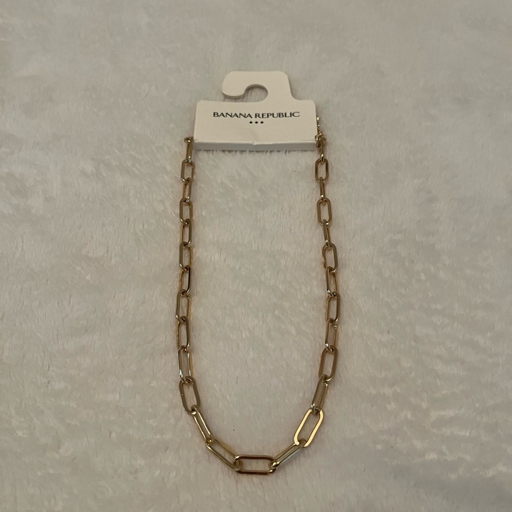 Banana Republic paper clip necklace